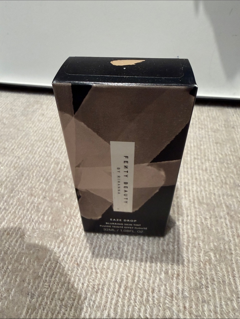 UNOPENED BRAND NEW - Fenty Beauty Eaze Drop Blurring Skin Tint - Shade 9